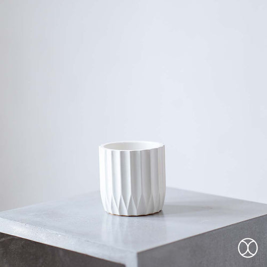 Concreate Alexa Planters White