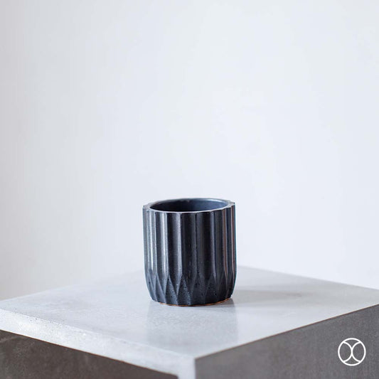 Concreate Alexa Planters Black