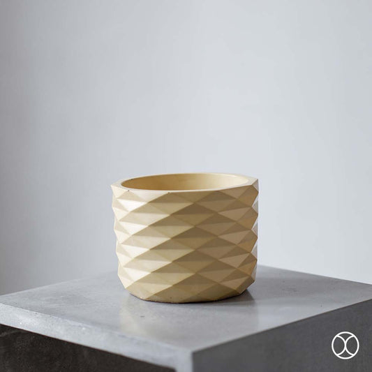 Concreate Acadia Planters Yellow