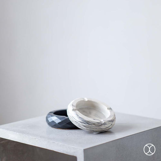 Concreate Luca Ashtray Marble